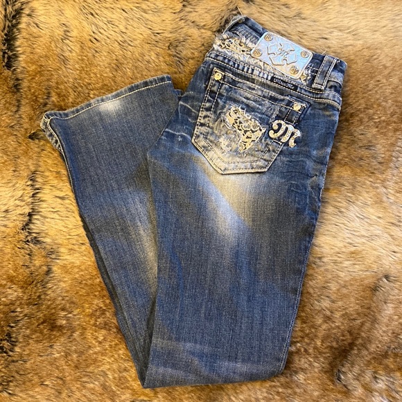 Size 26 Miss Me Boot Cut Jeans - Picture 3 of 11